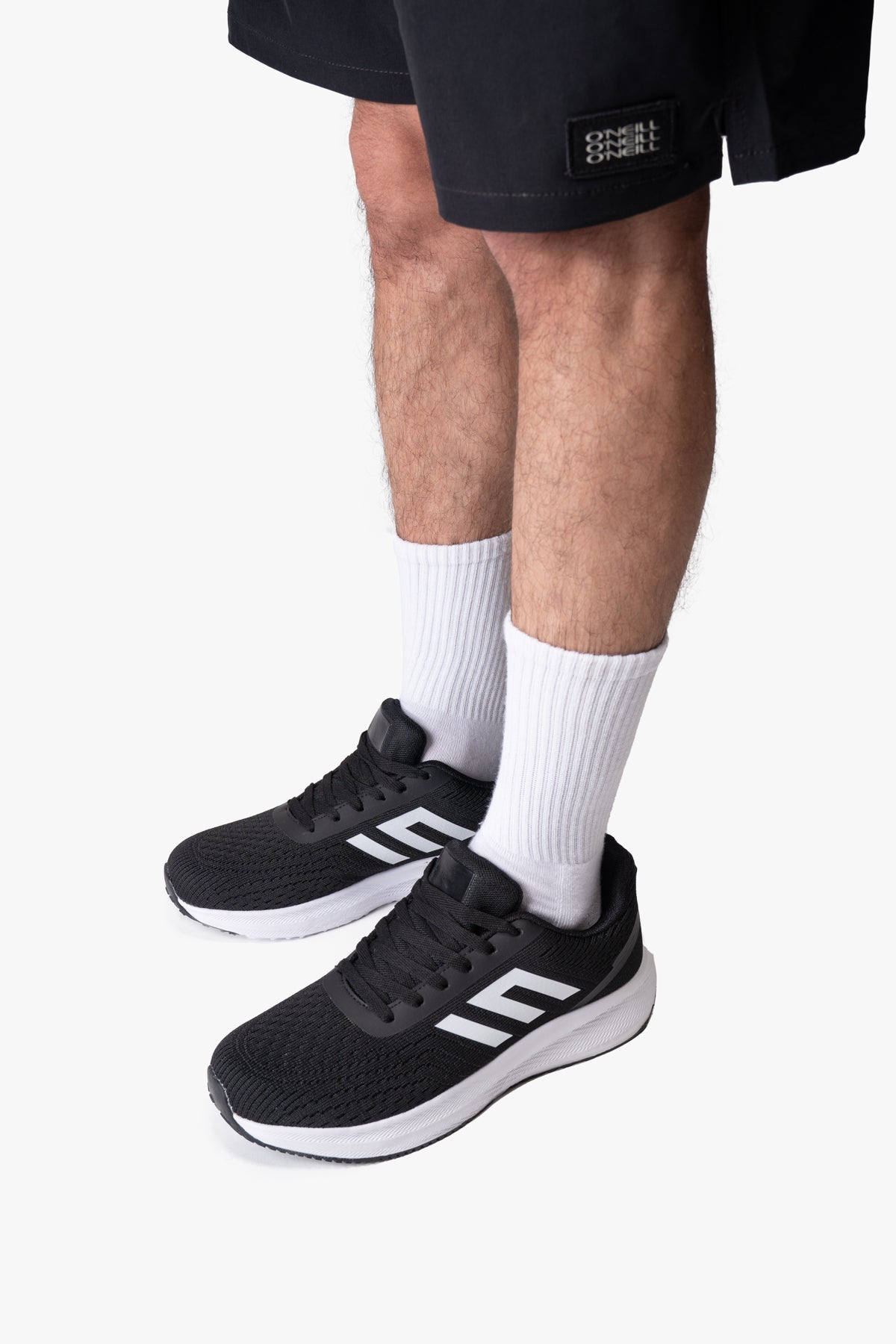 Zapatilla Hombre Negro Blanco Viko Apóstol Apóstol