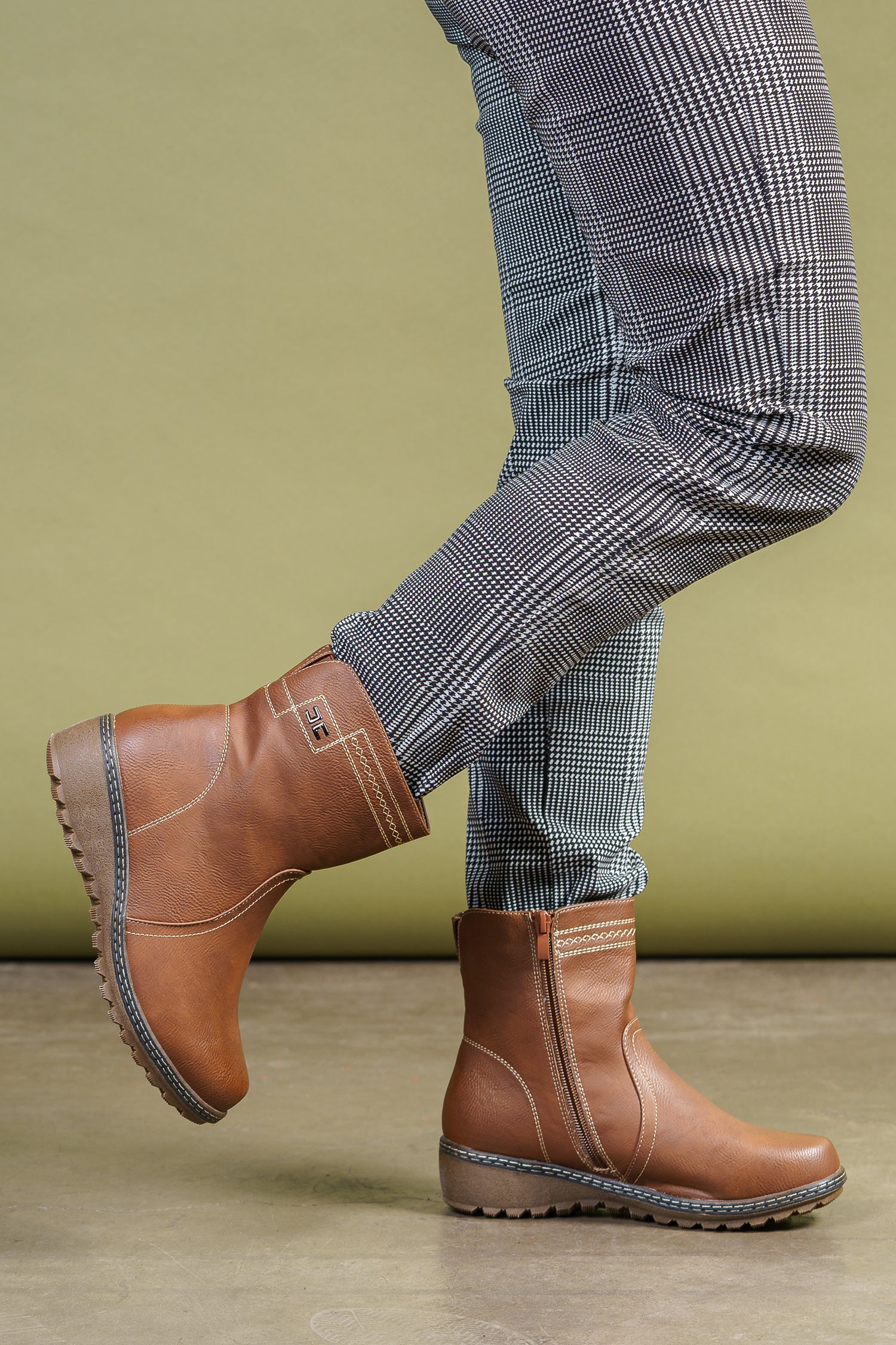 Botín Mujer Café Fiorella Thunder Blue Thunder Blue