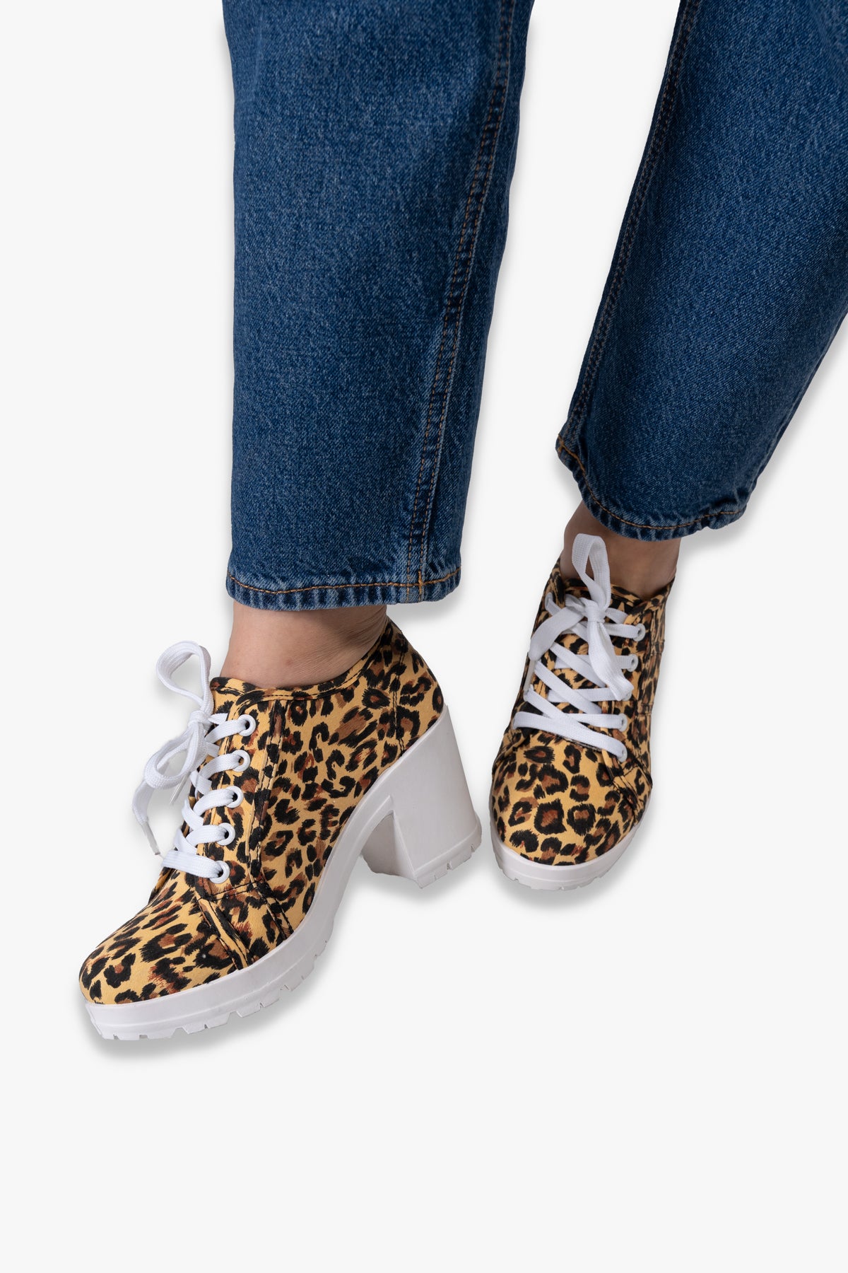 Zapatilla Mujer Camel Nayara Carbin carbin