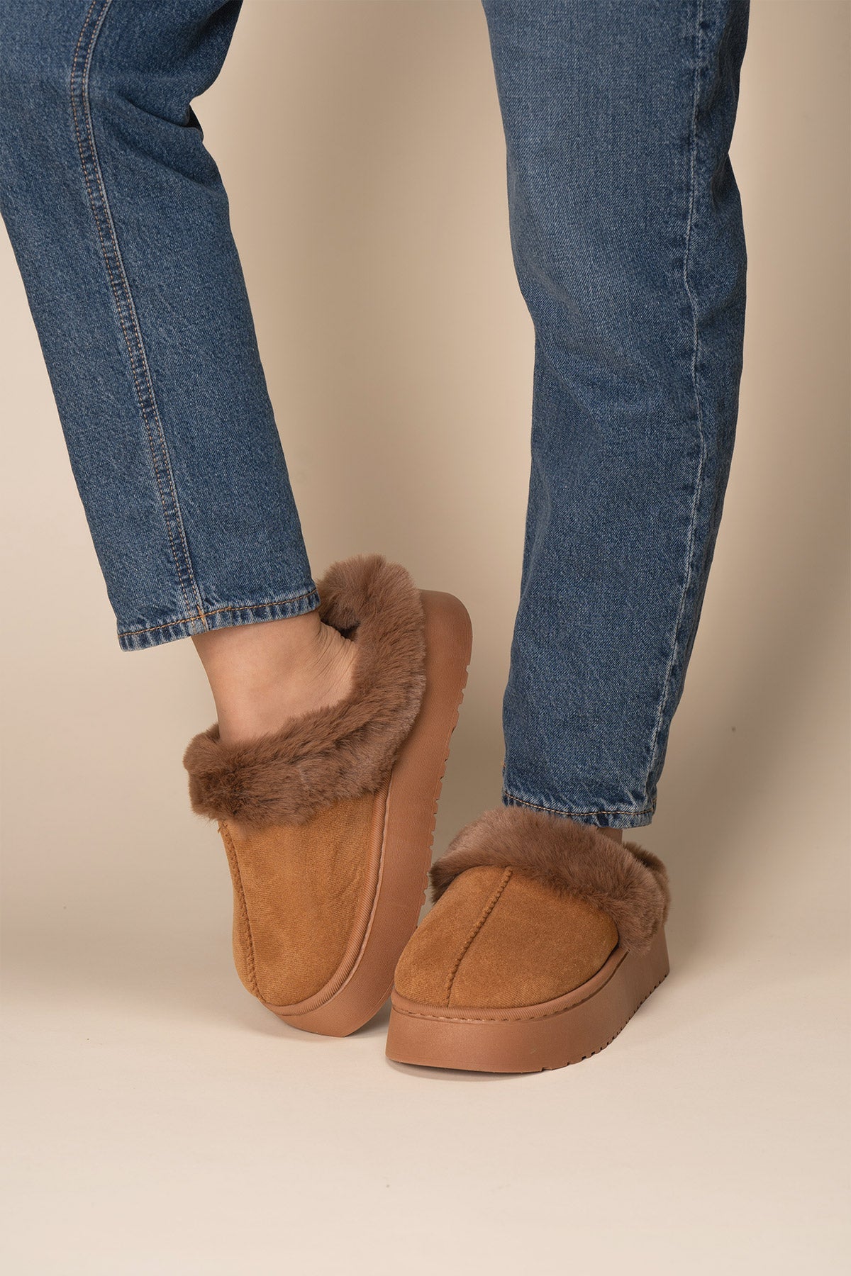 Pantufla Mujer Camel Odie Chinitown Chinitown