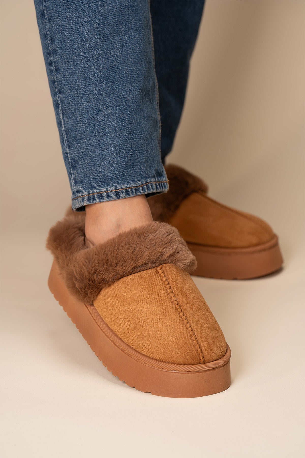 Pantufla Mujer Camel Odie Chinitown Chinitown