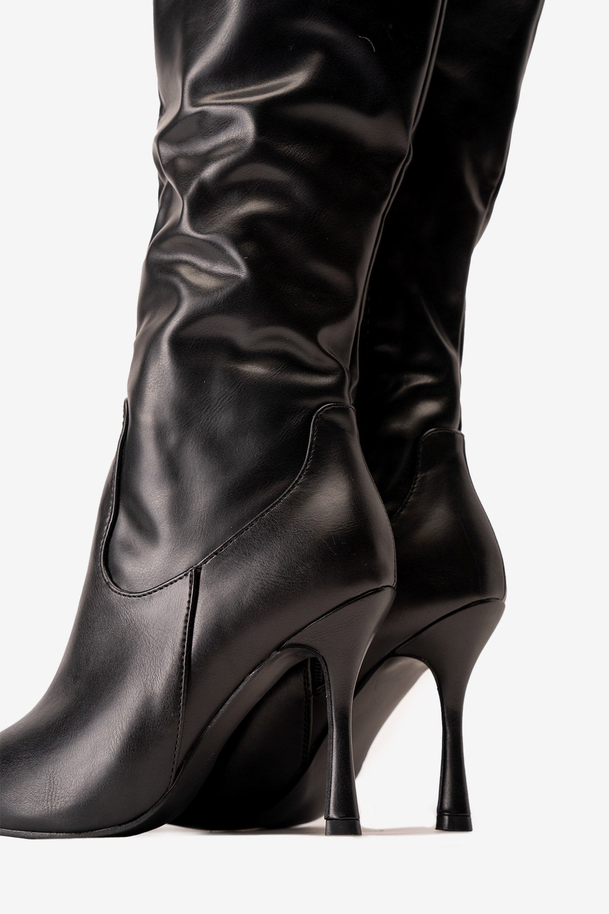 Bota Larga Mujer Negro Gunhilda Chinitown Chinitown