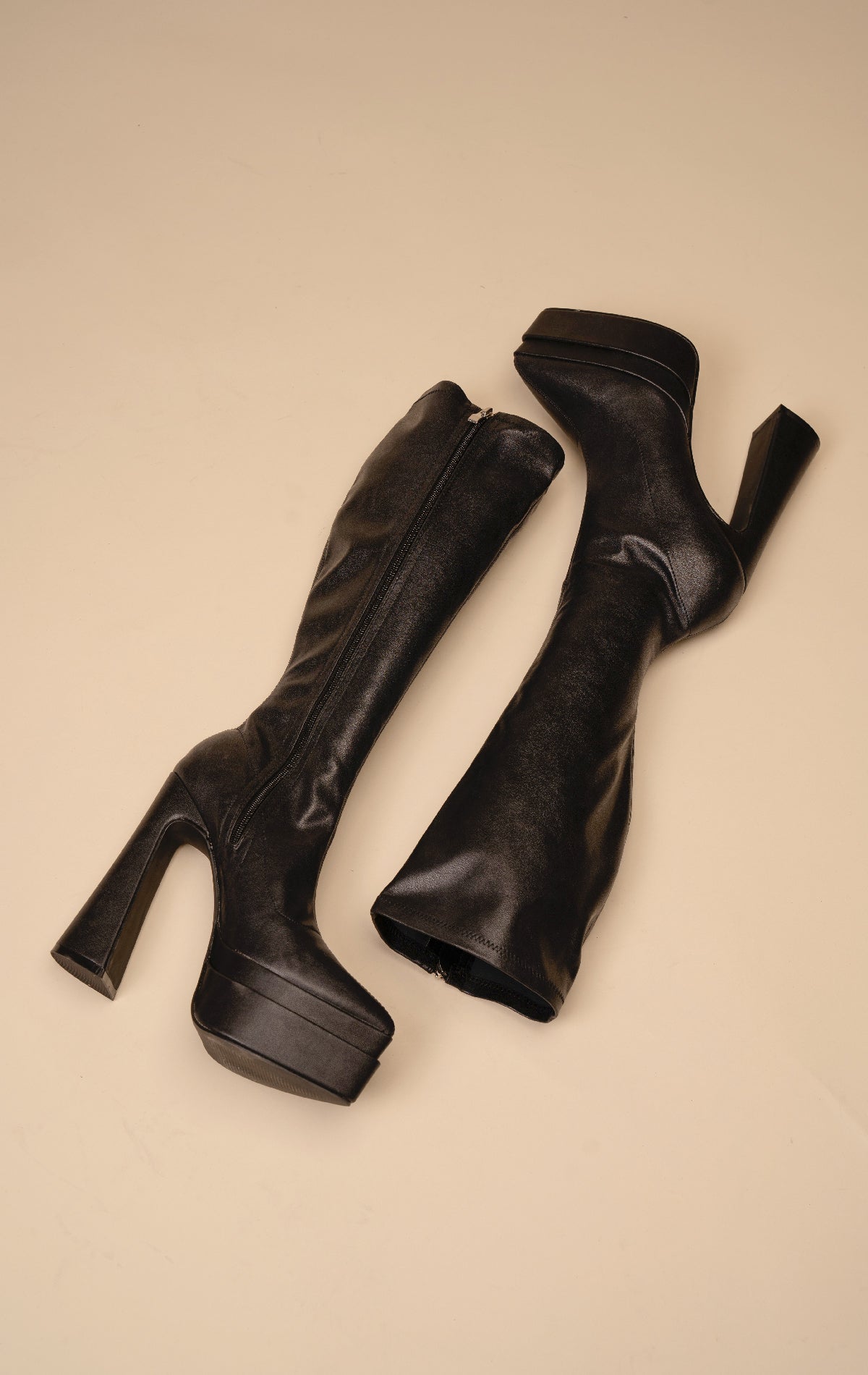 Bota Larga Mujer Negro Lizbeth Chinitown Chinitown