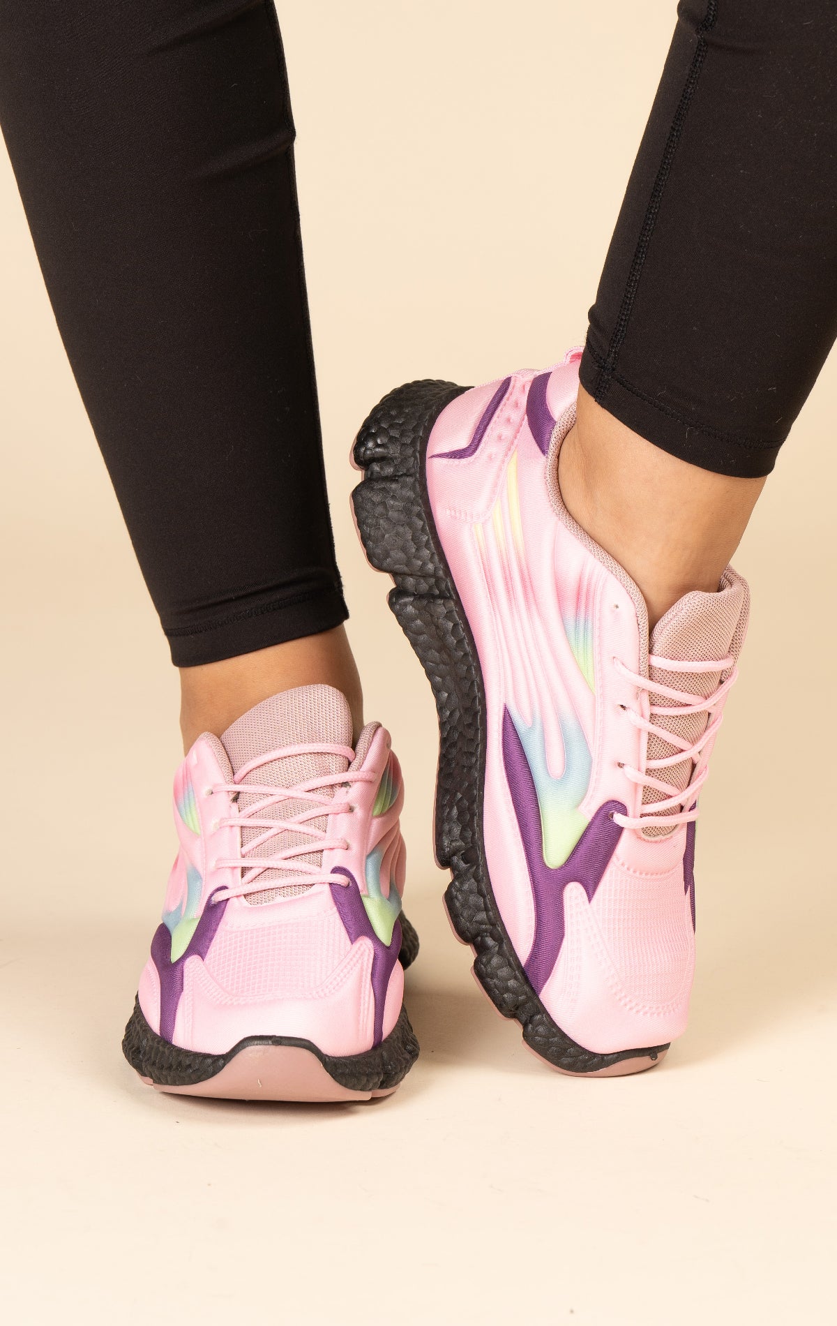 Zapatilla Deportiva Mujer Rosada Amal Chinitown Chinitown