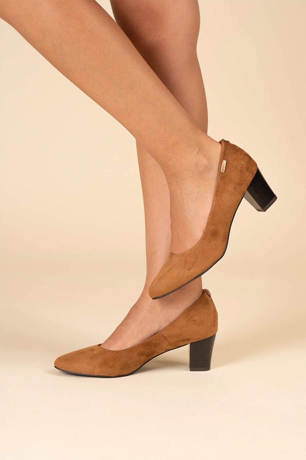 Zapato Formal Mujer Camel Perla Chinitown Chinitown