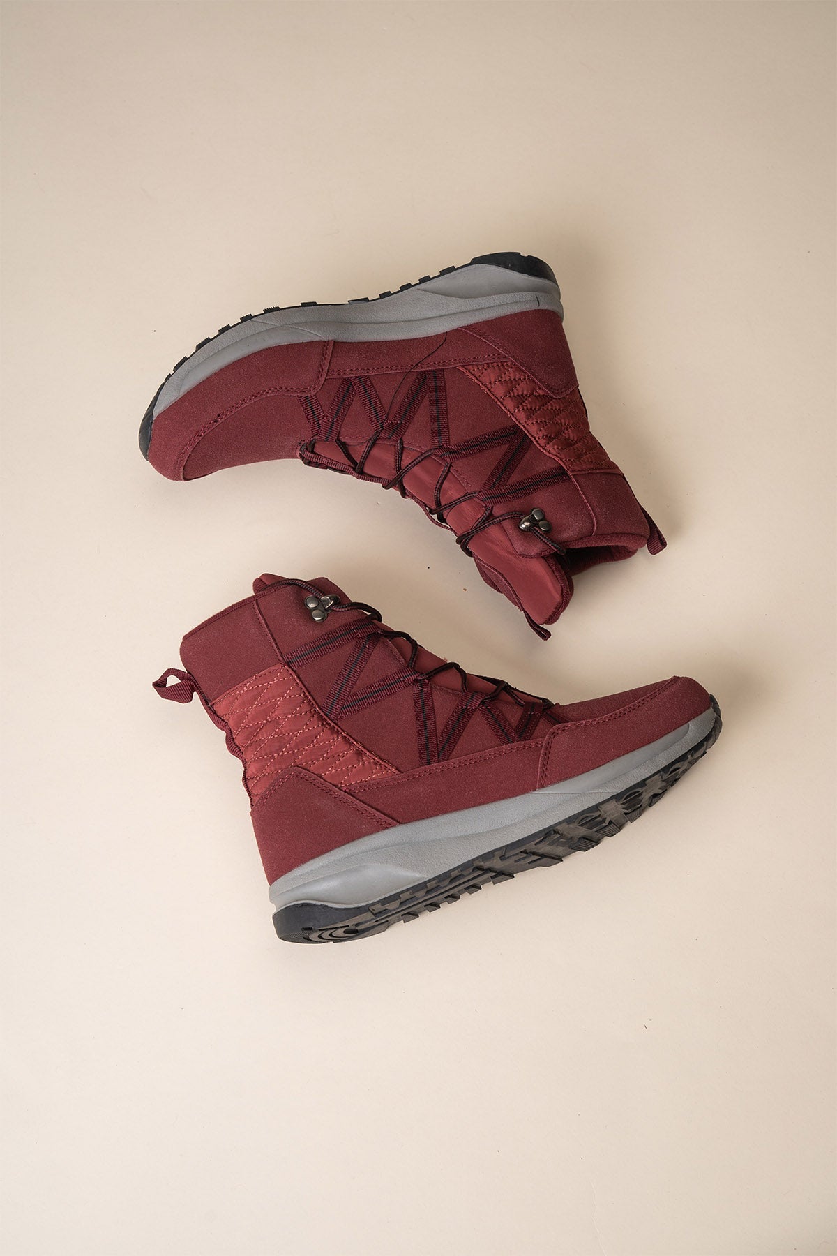 Bota Outdoor Mujer Burdeo Saskia Chinitown Chinitown