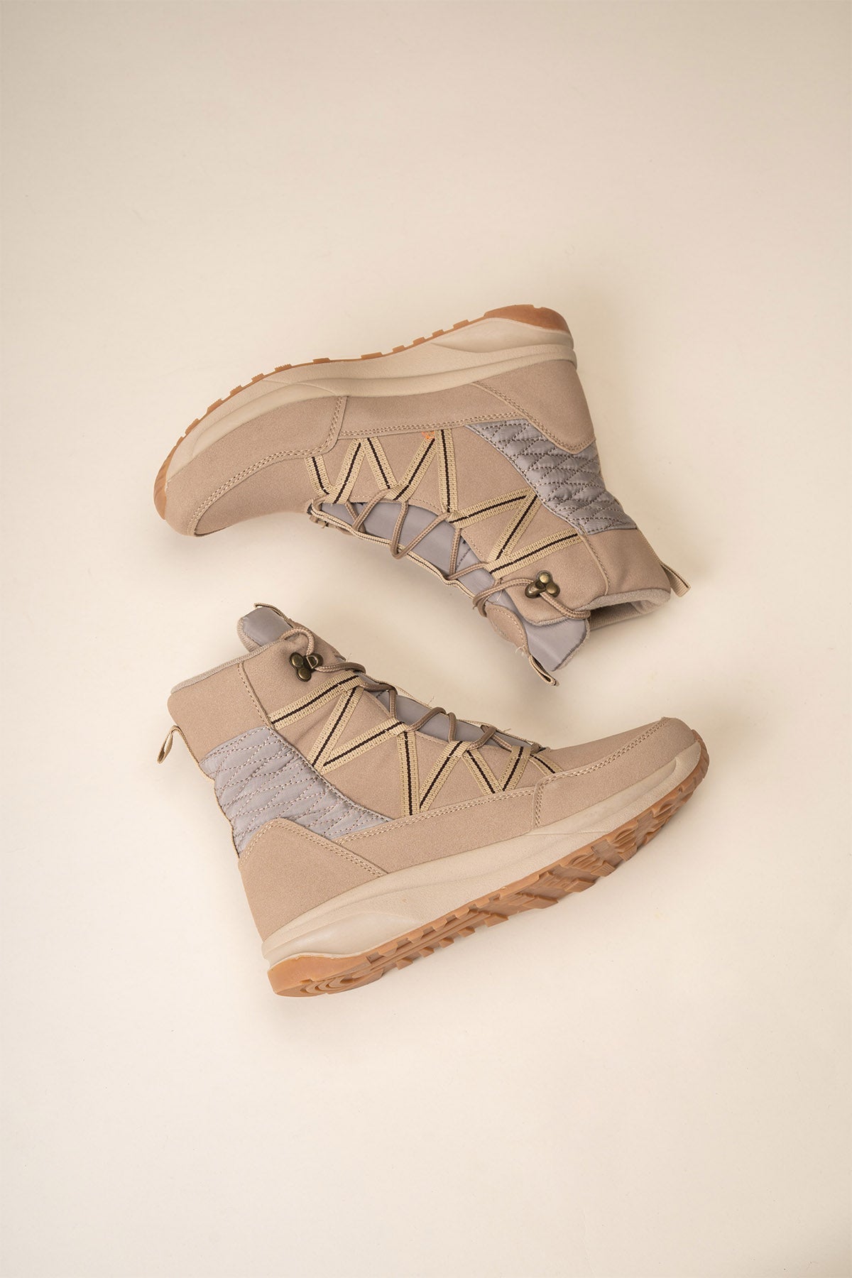 Bota Outdoor Beige Saskia Chinitown Chinitown