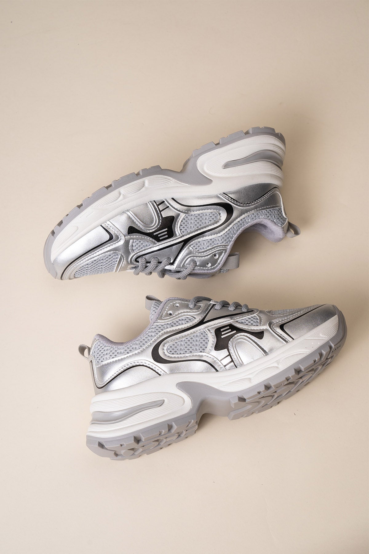 Zapatilla Deportiva Mujer Gris Reid Chinitown Chinitown