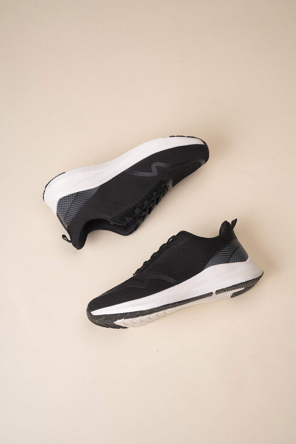 Zapatilla Deportiva Mujer Negro Jojo Chinitown Chinitown