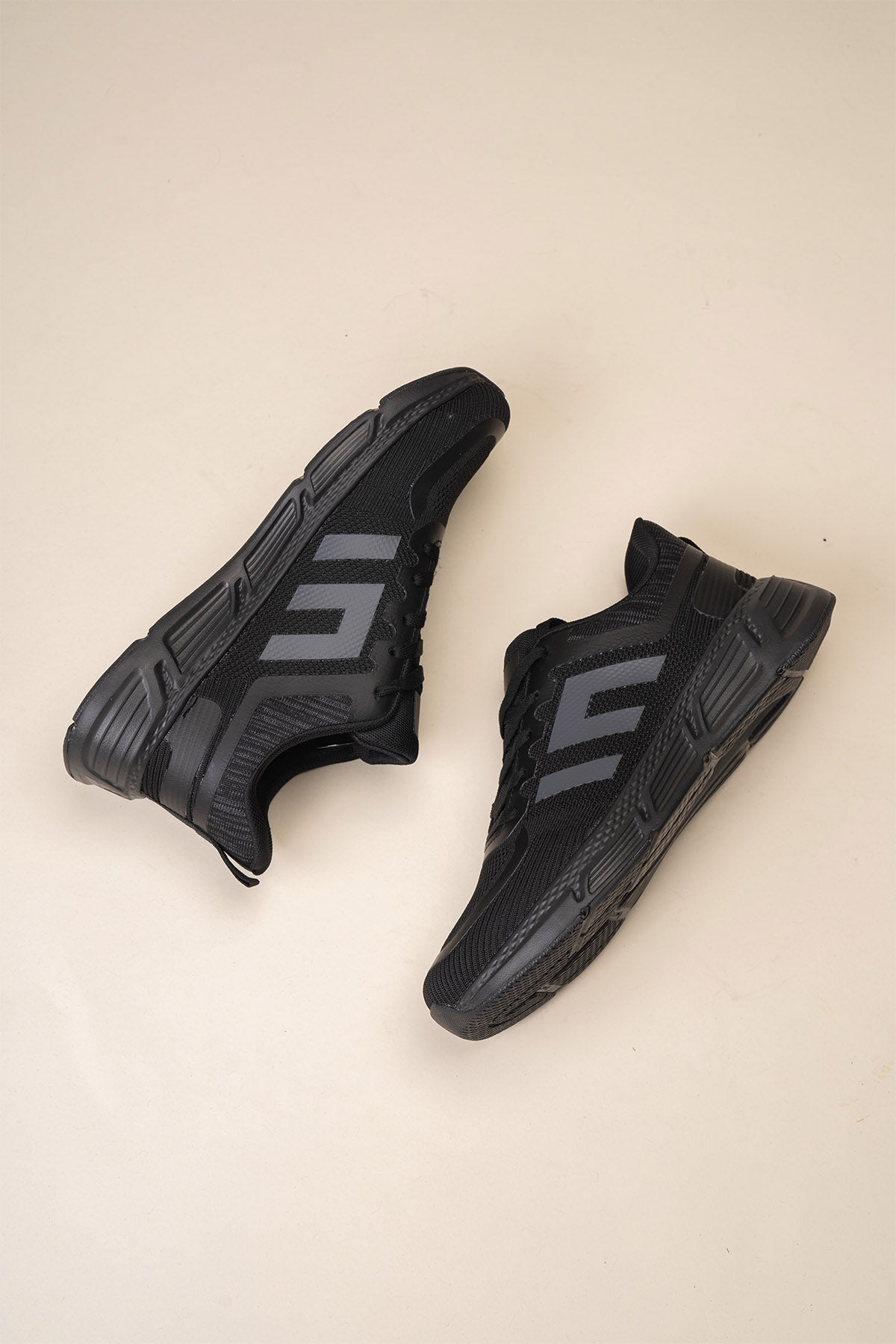 Zapatilla Deportiva Hombre Negro Felipe Chinitown Chinitown