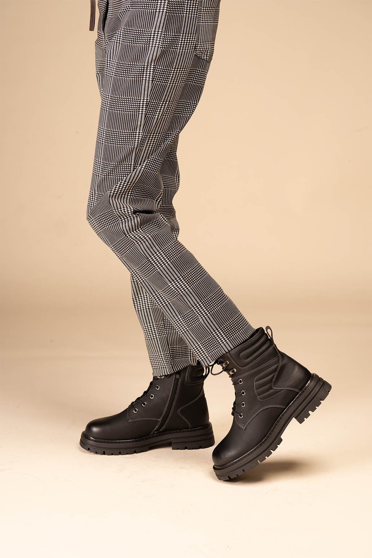 Botín Casual Mujer Negro Zetu Chinitown Chinitown