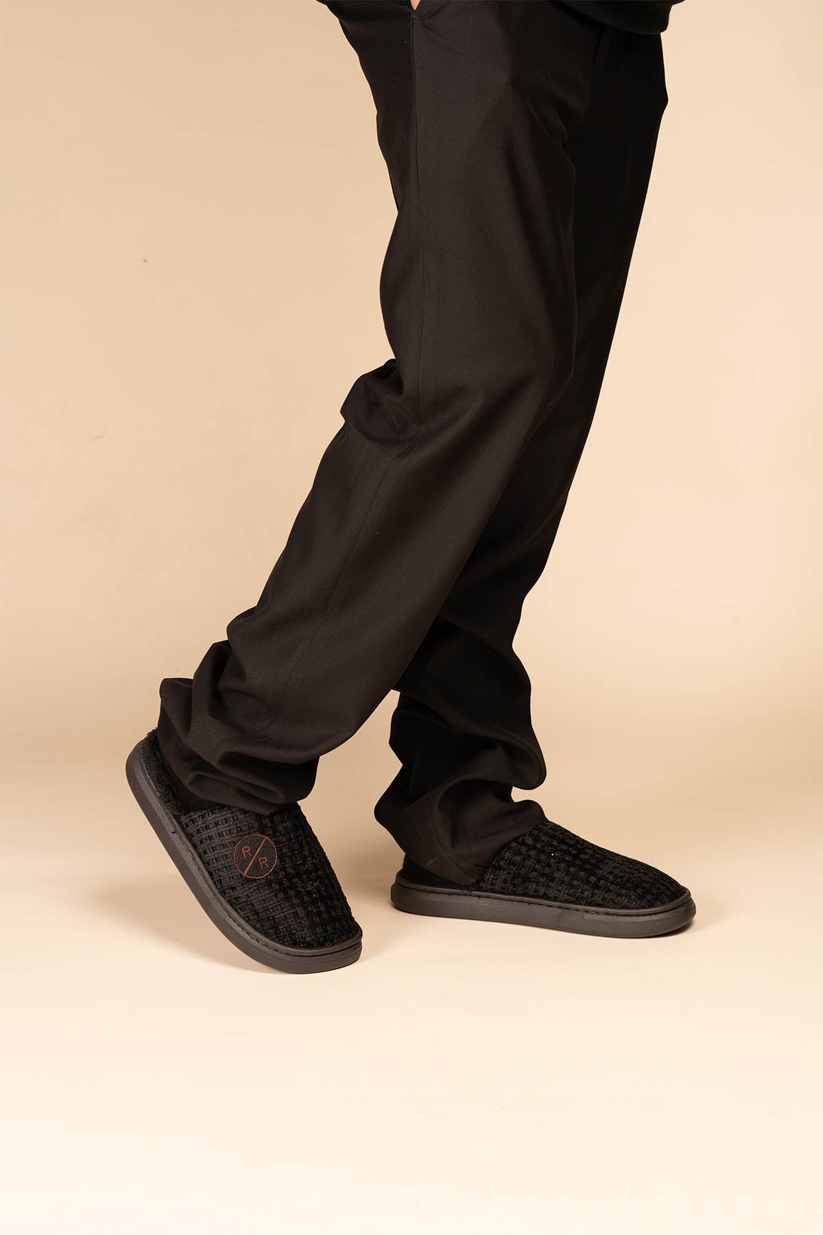 Pantufla Hombre Negro Mbali Chinitown Chinitown