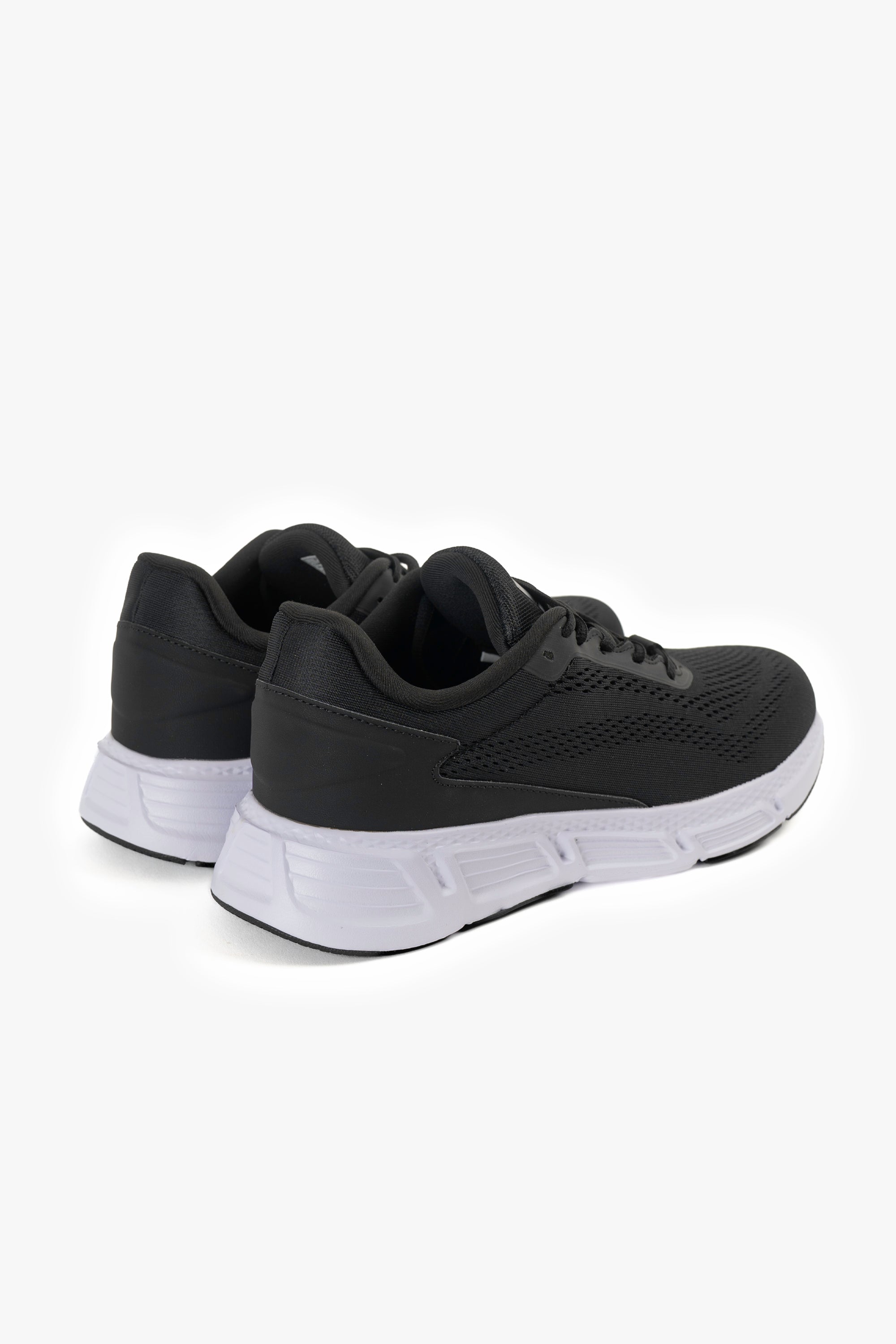 Zapatilla Deportiva Hombre Negro Vadhir Chinitown Chinitown