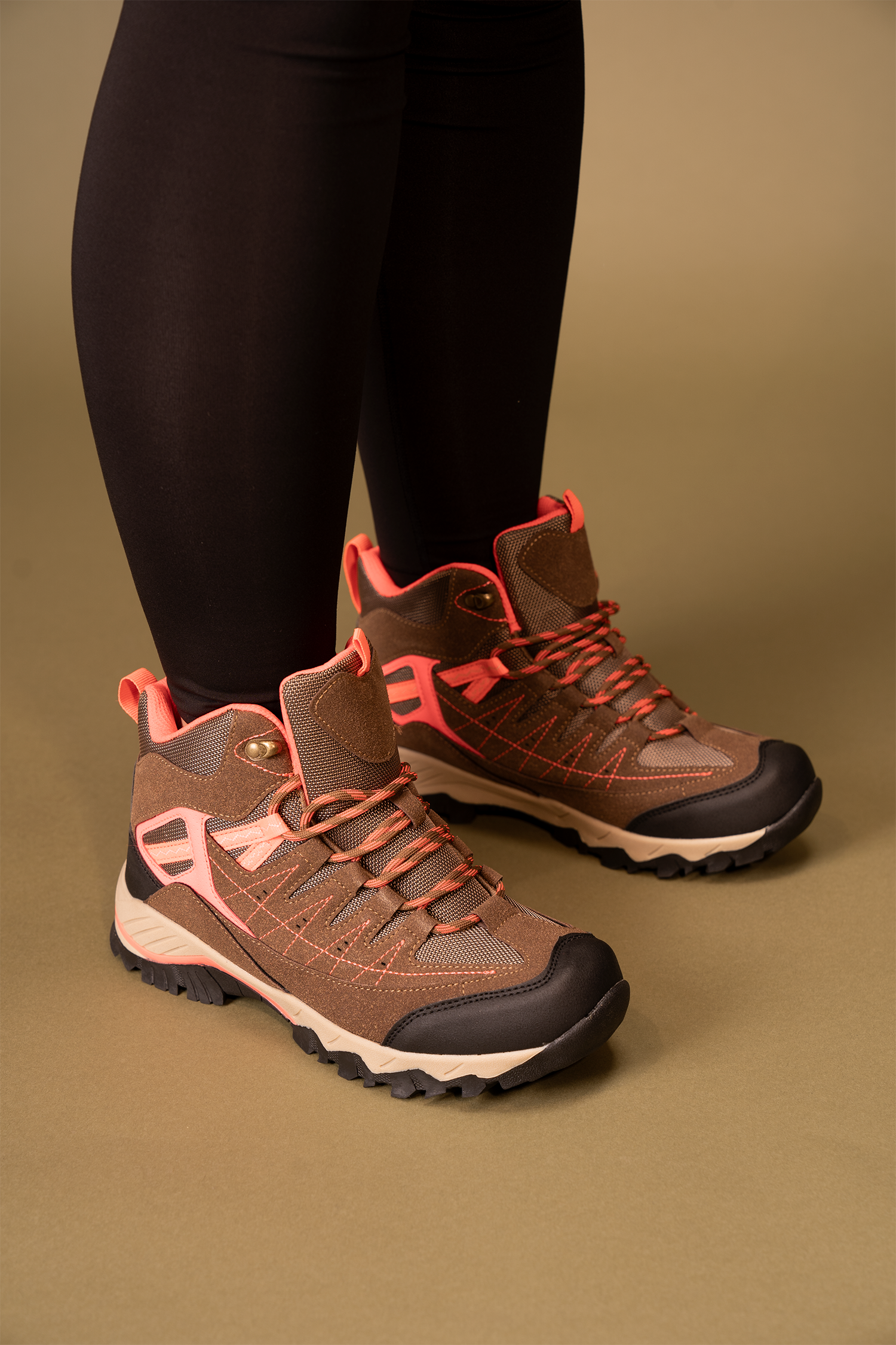 Bototo Mujer Café Sinú Carbin carbin