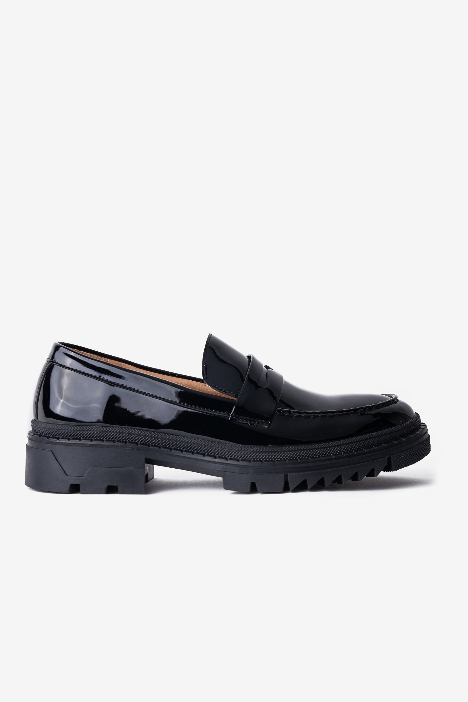 Mocasín Urbano Sebago Negro Charol Zameta Zameta
